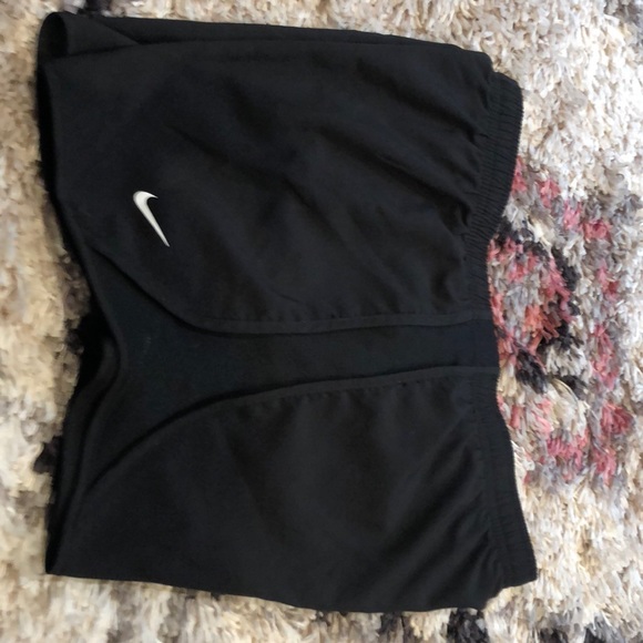 Nike Shorts - Picture 3 of 4